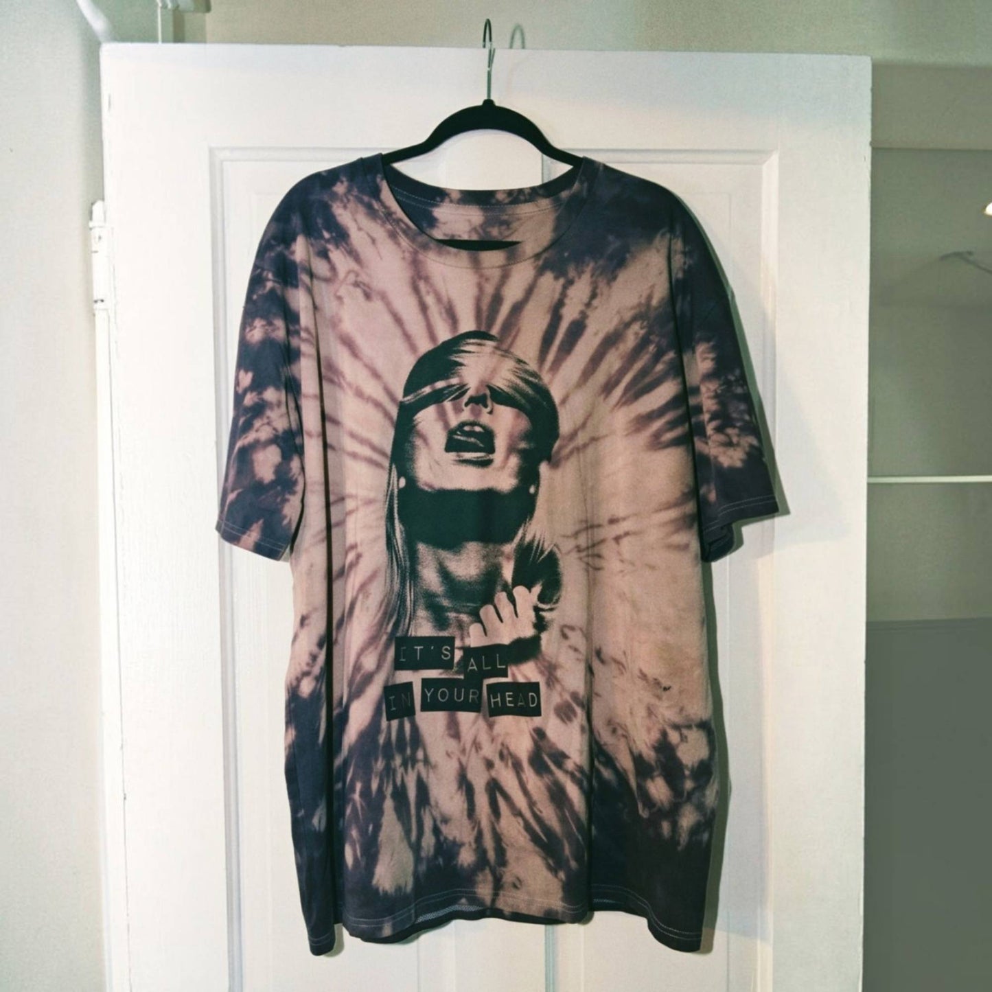 1/1 All in Your Head: Midnight Radial Wash Short Sleeve Tee (XXL)